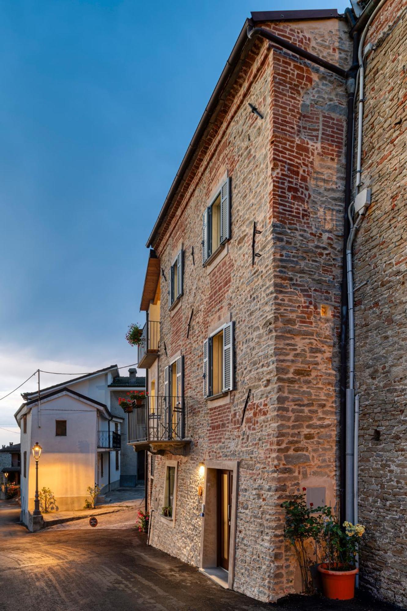 La Casa Di Margot - Alloggio Blu Murazzano  Exteriér fotografie